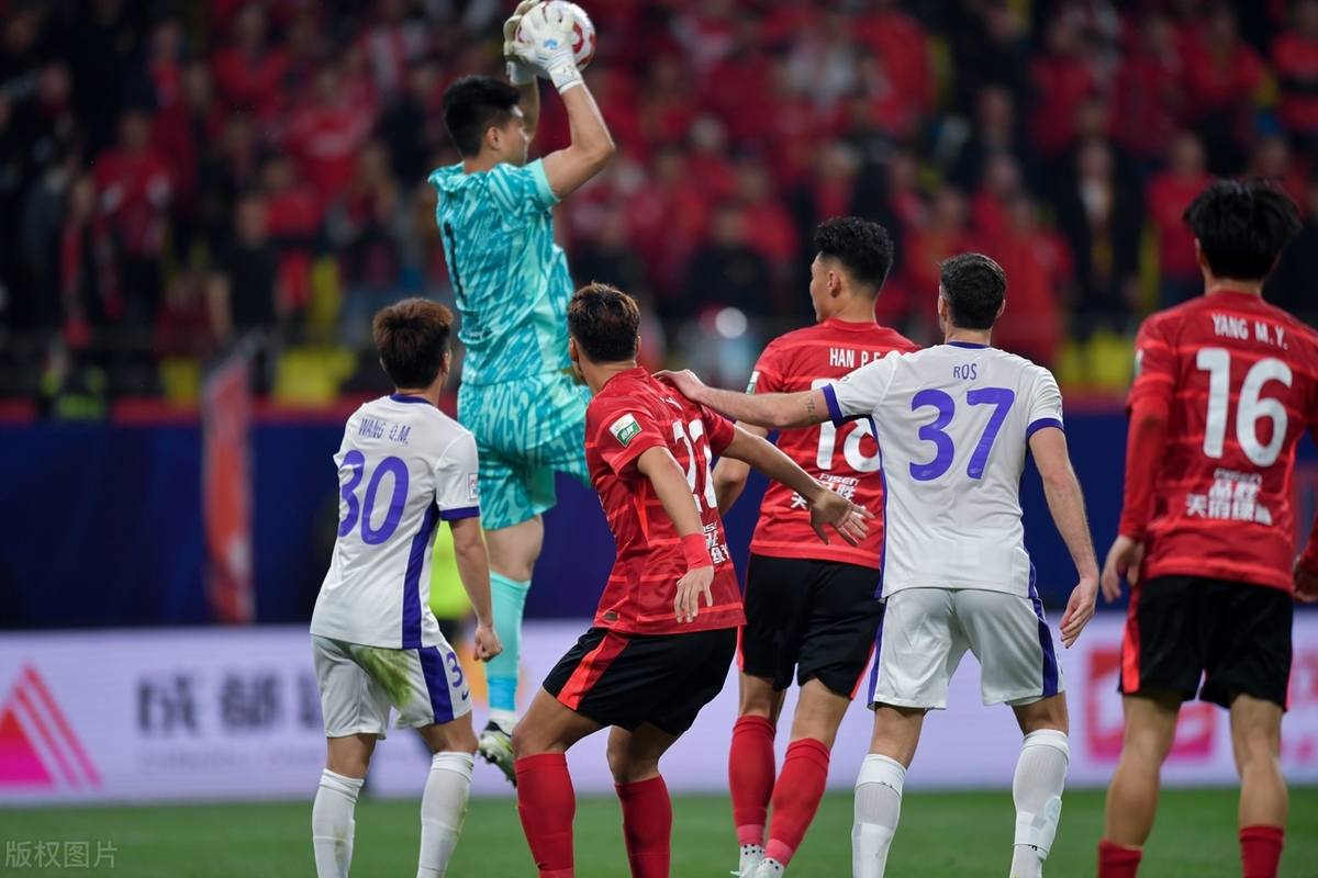 9游官网入口-关于成都蓉城发布备战花絮，清晨队长鼓劲，CBA常规赛任务艰巨，训练强度明显提升的信息-9游官网入口